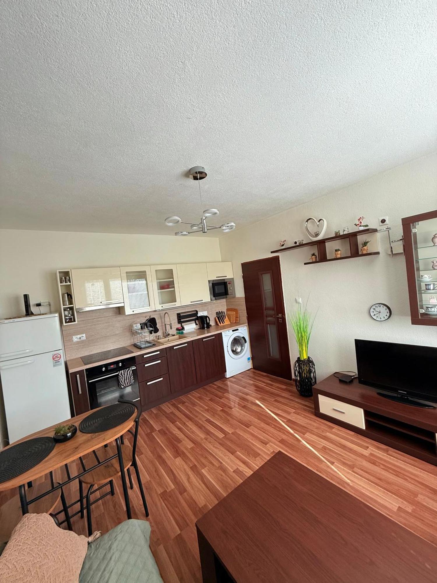2 Izbovy - Blizko Centra Martin Apartment Екстериор снимка